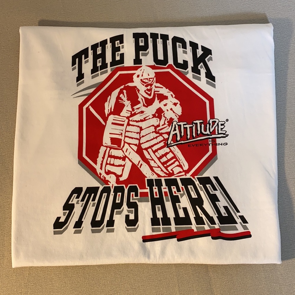 Hockey The Puck Stops Here shirt size 2XL